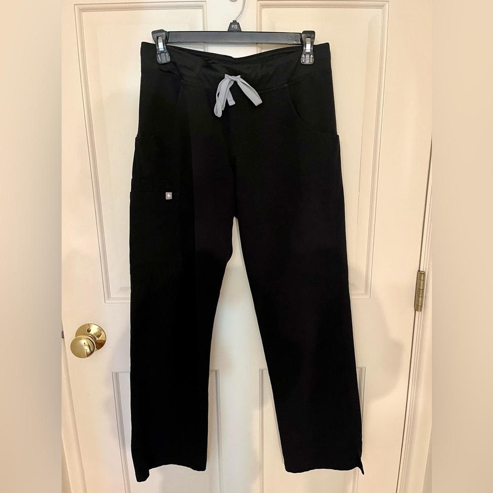 Figs, Kade Cargo Scrub Pants, Black